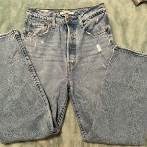 Levis Jeans 26